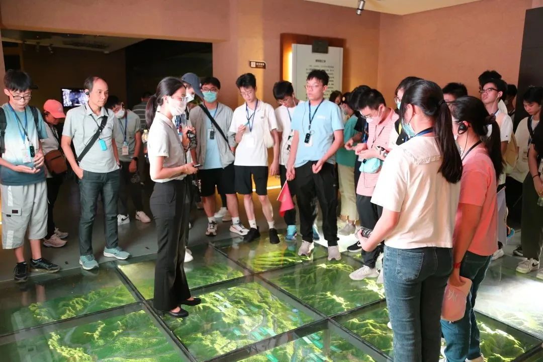 宝鸡青铜器博物院为“魅力陕西·问学长安”香港青年学生国情研习营开展主题教育活动