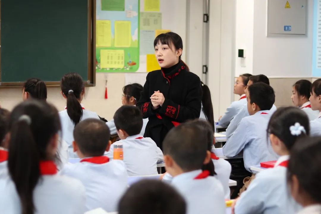 科技之春伴我行——流动博物馆进校园