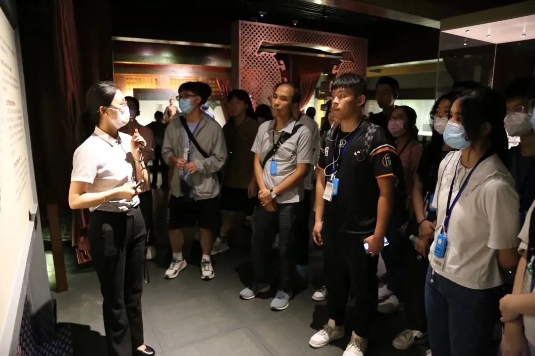 宝鸡青铜器博物院为“魅力陕西·问学长安”香港青年学生国情研习营开展主题教育活动