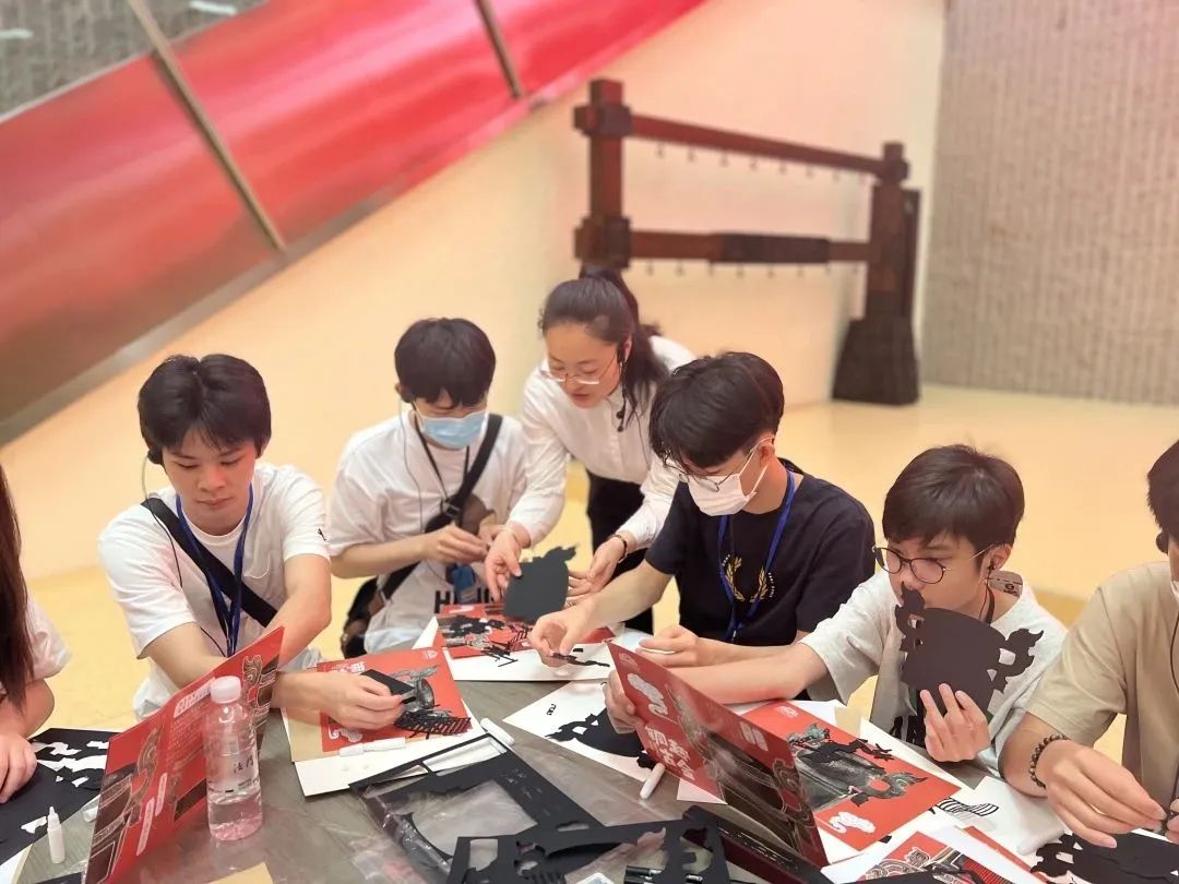 宝鸡青铜器博物院为“魅力陕西·问学长安”香港青年学生国情研习营开展主题教育活动