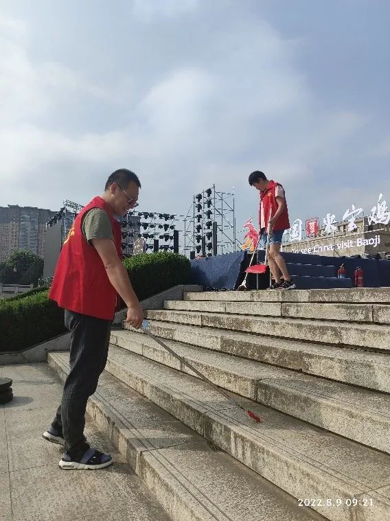 宝鸡青铜器博物院开展“弘扬志愿服务精神 助力全国 文明城市创建”志愿服务活动