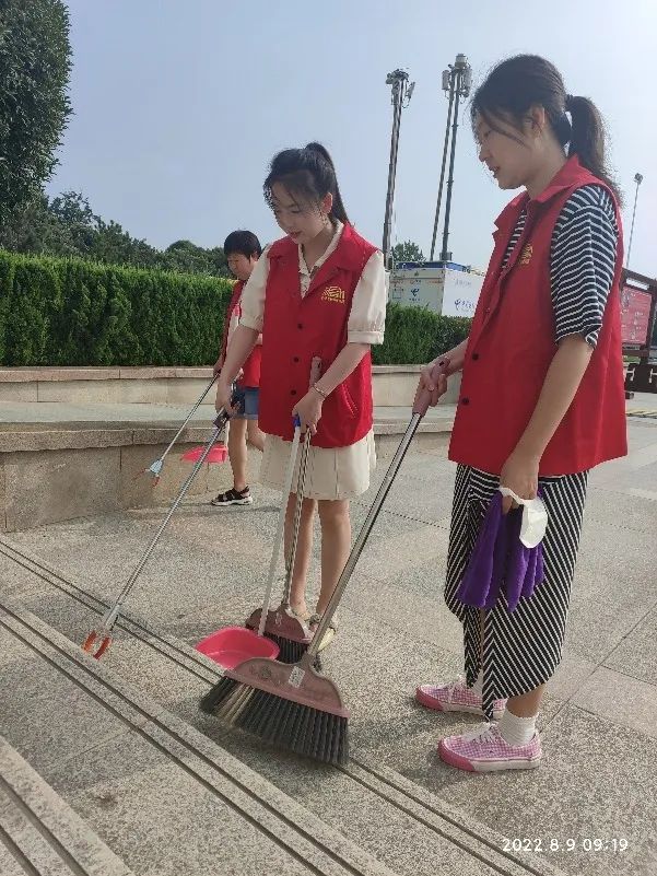 宝鸡青铜器博物院开展“弘扬志愿服务精神 助力全国 文明城市创建”志愿服务活动